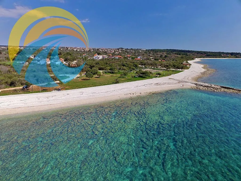 House Nikola 1422 Βίλα Peroj 0*,  Κροατία